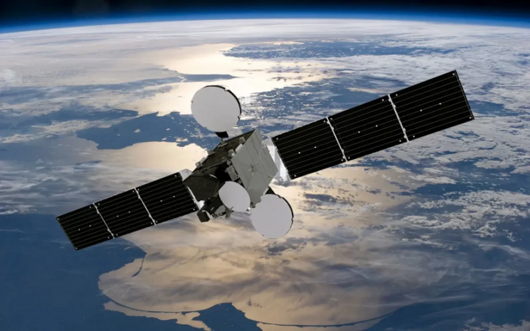Türkiye'nin ilk yerli haberleşme uydusu Türksat 6A yarın hizmete giriyor
