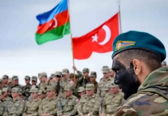Tek millet, iki ordu sahada! Türkiye ve Azerbaycan’dan ortak gövde gösterisi